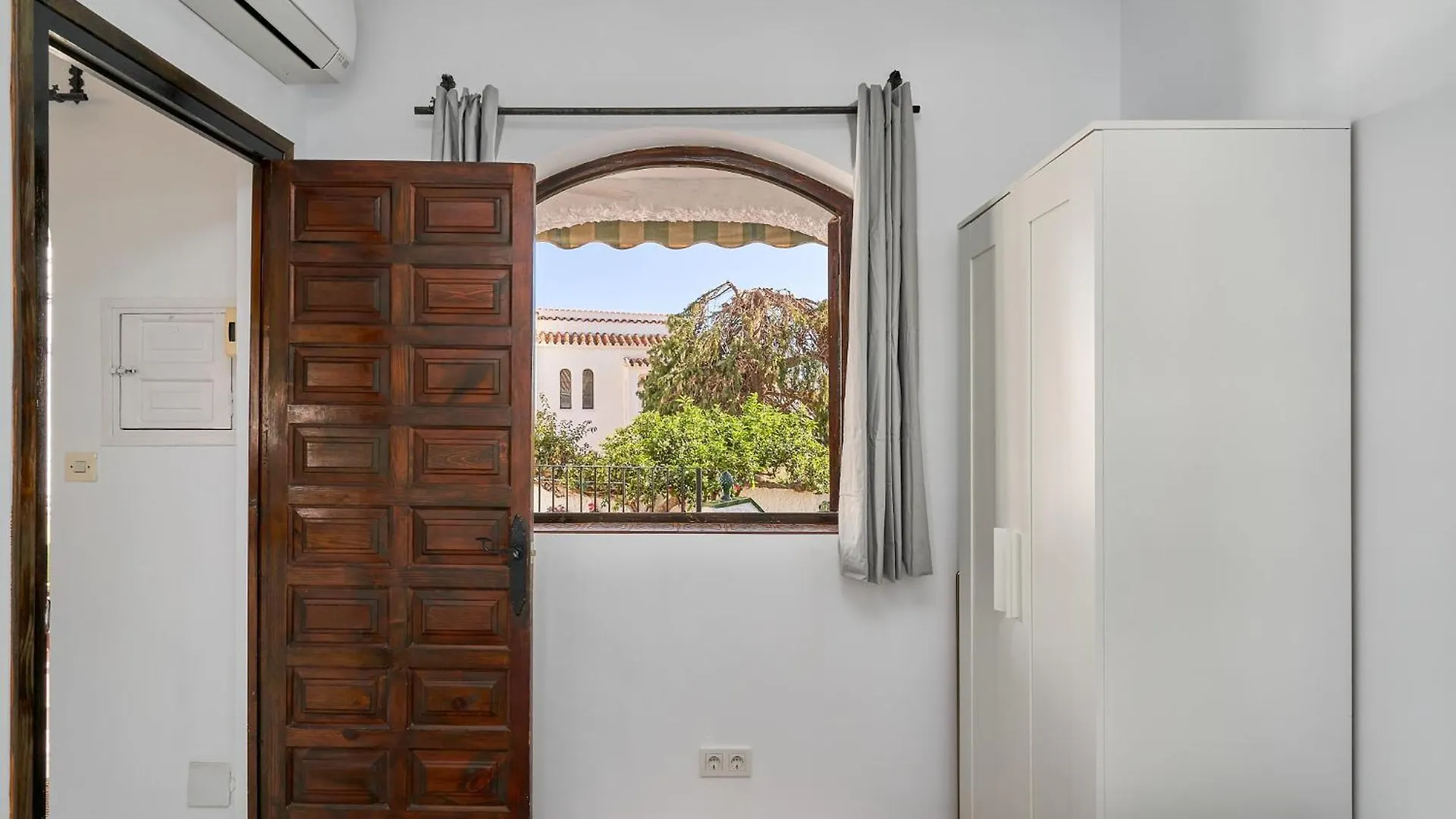 Willa Capistrano Village, Casa Halo Nerja