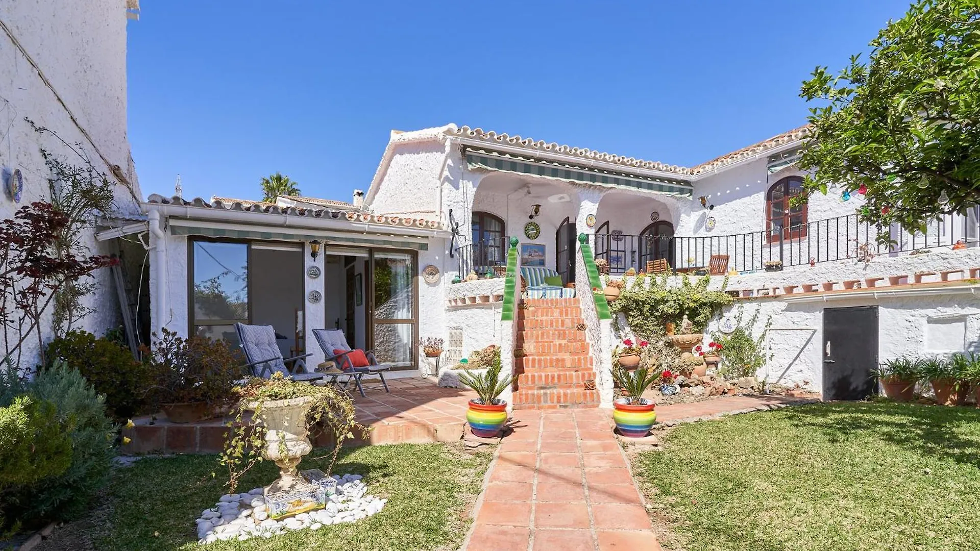 Capistrano Village, Casa Halo Nerja